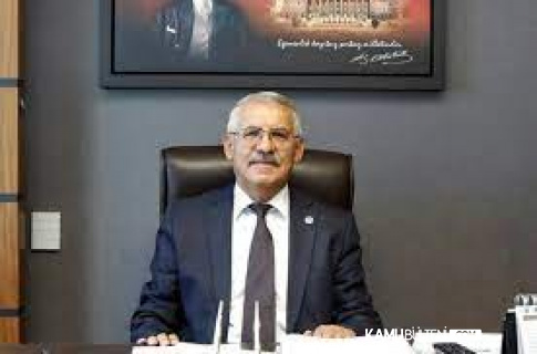 İYİ Partili Fahrettin Yokuş'tan Merkez Bankası Çıkışı İYİ Partili Fahrettin Yokuş'tan Merkez Bankası Çıkışı