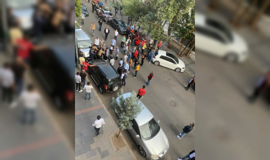 Kavgayı ayırırken yediği Osmanlı tokadıyla neye uğradığını şaşırdı Kavgayı ayırırken yediği Osmanlı tokadıyla neye uğradığını şaşırdı