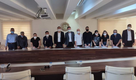 Manisa Eğitim Bir-Sen’den toplu imza töreni
