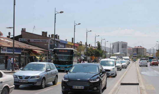 Sivas’ta araç sayısı 170 bine dayandı