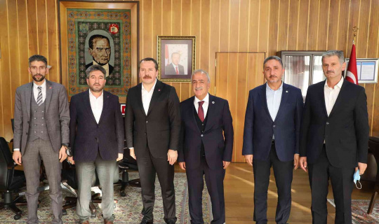Genel Başkan Ali Yalçın Atatürk Üniversitesini ziyaret etti