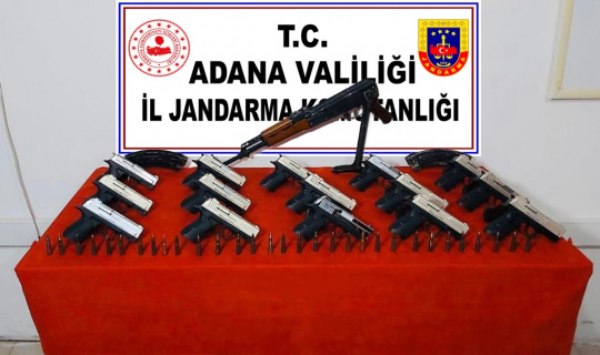 Otomobilden cephanelik çıktı