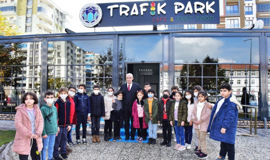 Öğrenciler mektup yazdı, Güder geri çevirmedi