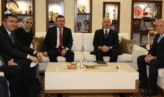 Ulaştırma ve Altyapı Bakanı Karaismailoğlu’ndan Büyükşehir’e ziyaret