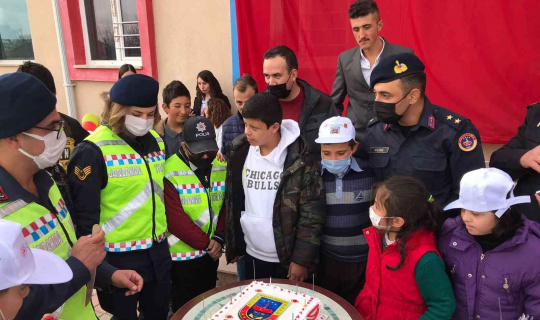 Antalya Jandarma Trafik ekipleri, son yılların en düşük kaza seviyesine ulaştı