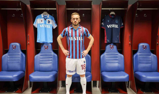 Edin Visca, Trabzonspor formasını giydi Edin Visca, Trabzonspor formasını giydi