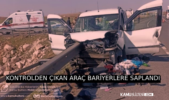 KONTROLDEN ÇIKAN ARAÇ BARİYERLERE ÇARPTI: 2 ÖLÜ, 3 YARALI