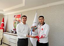 Kick Boks Şampiyonasın’da Türkiye birincisi oldu
