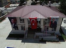 Şenlik havasında belediye hizmet binası açıldı
