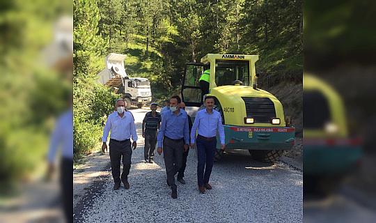 Sinop İl Özel idaresi 100 kilometrelik yolu asfaltla buluşturdu