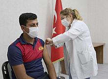 Belediye çalışanlarına 2. doz korona virüs aşısı yapıldı