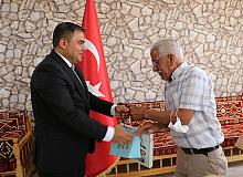 Kaymakam Balcı, görev yaptığı yerlerde gazi olanları anlattı, hem duygulandı hem duygulandırdı