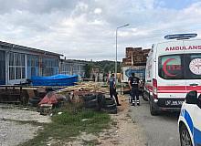 Kereste boşaltırken düşen işçi öldü