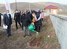 Çıldır’da fidan dikimi yapıldı