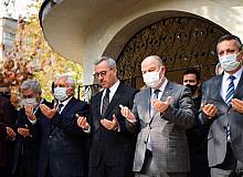 Sütçü İmam kabri başında dualarla anıldı