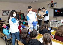 Köy okullarında uzayı anlatılar
