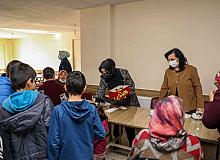 Kadın ve Aile Hizmetleri Dairesi Başkanlığı Eminpaşalı kadınlarla bir araya geldi