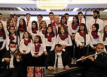 Şahinbey Koro ekibi, Cumhurbaşkanı ile şarkı söylemenin heyecanını yaşadı