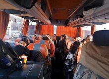 Ukrayna'dan Tahliyeler Başladı 5 Otobüs Romanya Sınırında