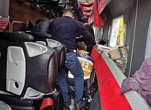 Yolcu Otobüsü Şarampole Devrildi Çok Sayıda Yaralı Var