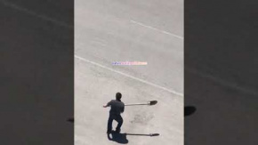 Afyonkarahisar'da Polise Kürekle Saldırı